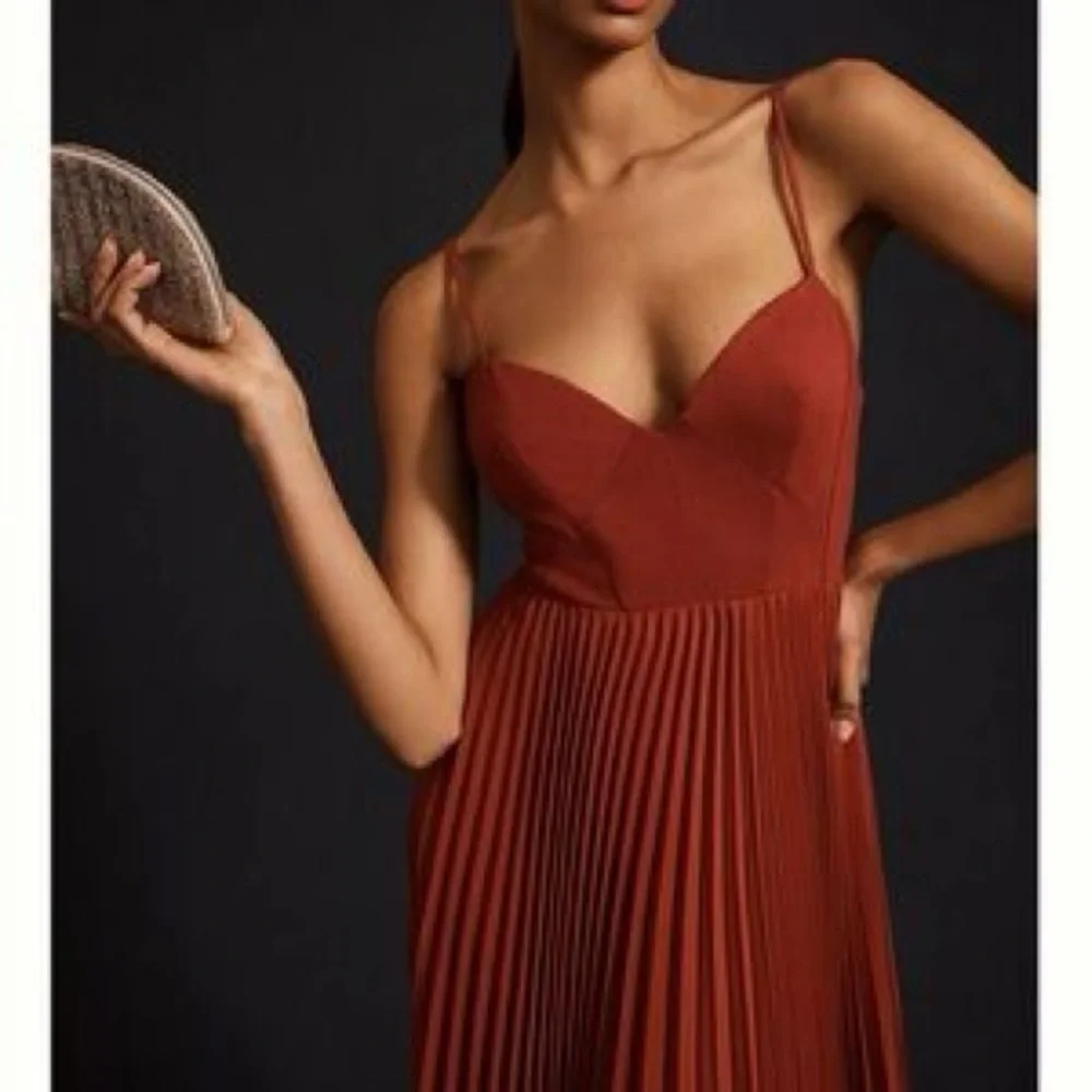 Laundry‎ by Shelli Segal Elegant Rust Pleated Dress Sz 8